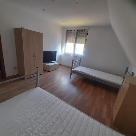 Monteurzimmer Km 公寓 德尔布鲁克